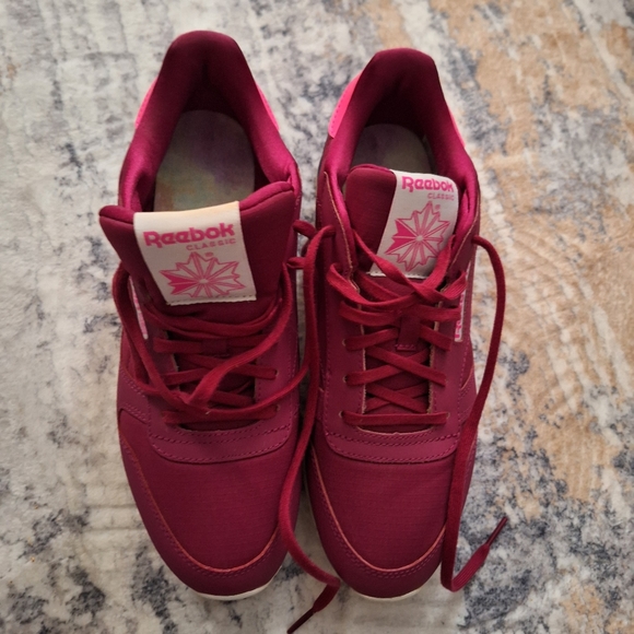 Reebok Maroon and Navy Sneakers - Picture 12 of 13